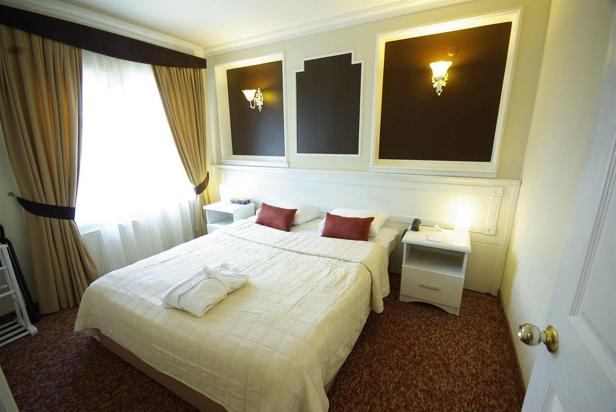 La Palace Suites Sisli Istambul Extérieur photo